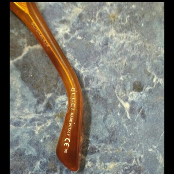 Gucci Glasses - Picture 3 of 4